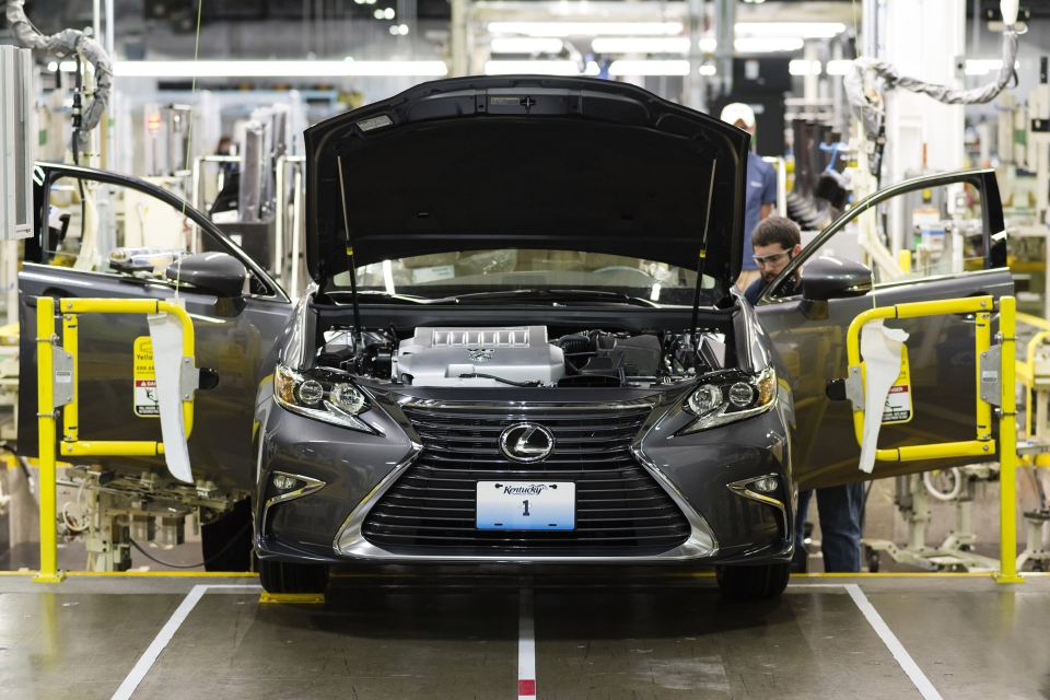 Toyota cân nhắc đưa dây chuyền sản xuất Lexus sang Trung Quốc toyota can nhac ve viec dua day chuyen san xuat lexus sang trung quoc