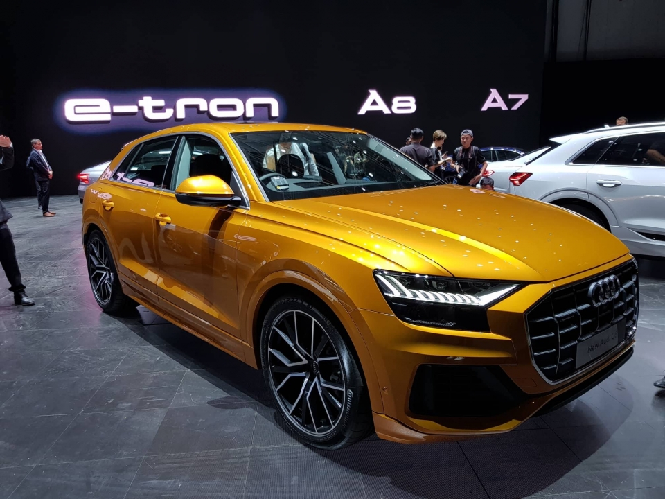 audi ra mat q8 doi trong cua bmw x6 tai singapore san sang trung bay tai viet nam motor show 2018
