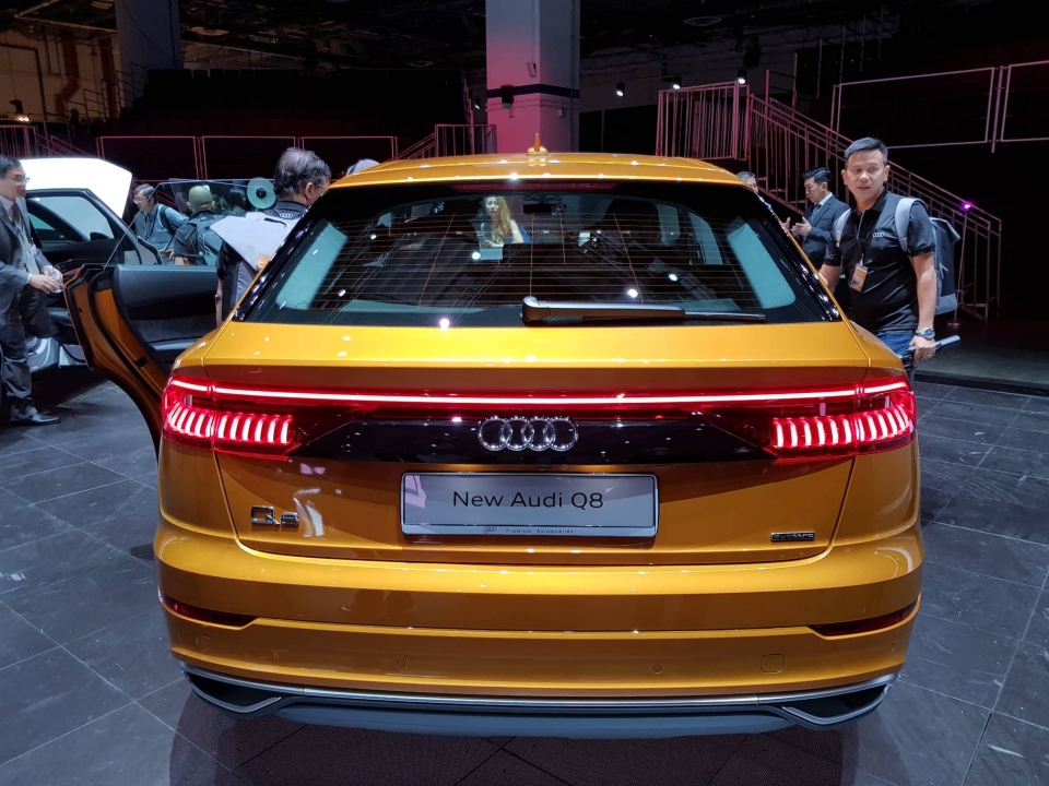 audi ra mat q8 doi trong cua bmw x6 tai singapore san sang trung bay tai viet nam motor show 2018