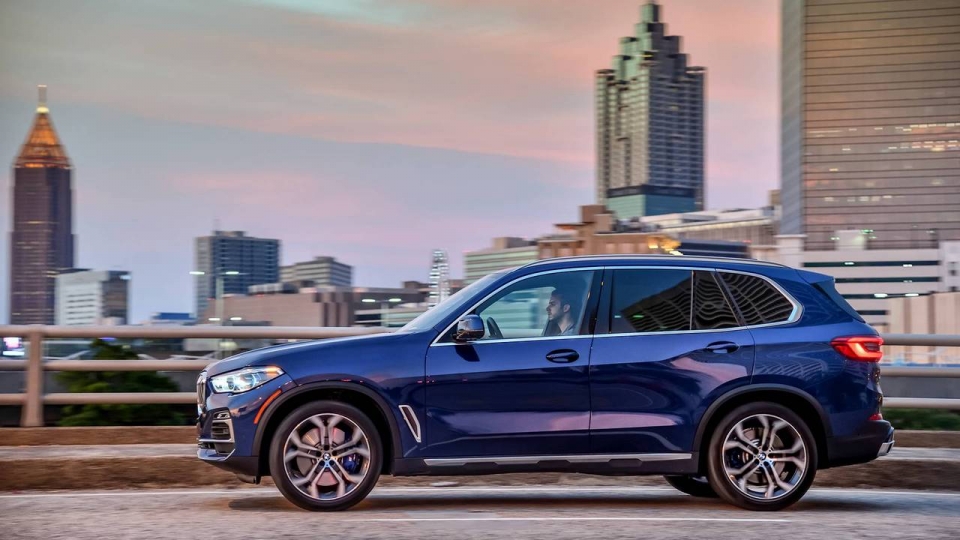 So sánh nhanh BMW X7 và X5: khác biệt không chỉ ở kích thước so sanh nhanh bmw x7 va x5 khac biet khong chi o kich thuoc