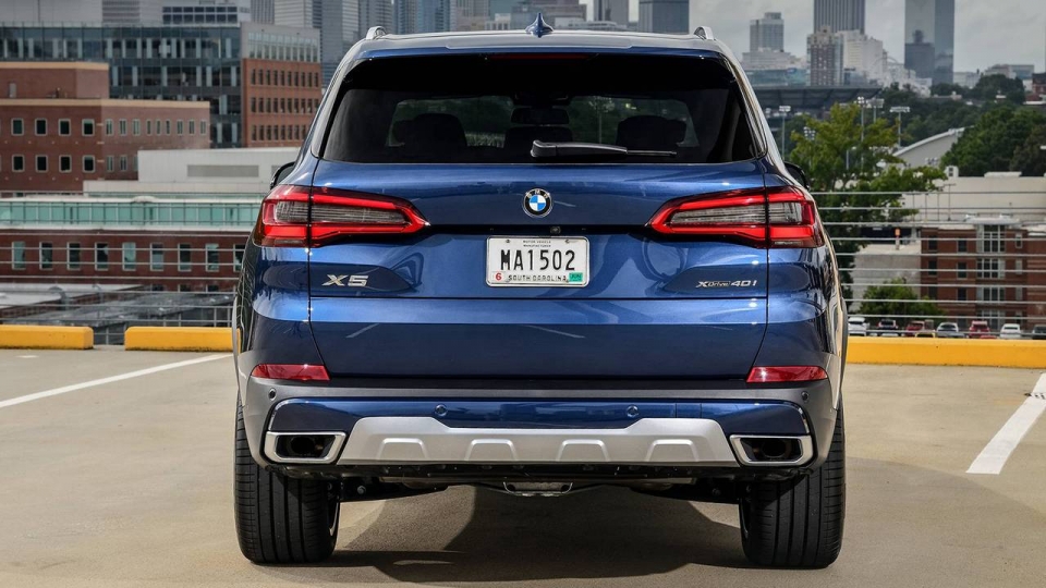 So sánh nhanh BMW X7 và X5: khác biệt không chỉ ở kích thước so sanh nhanh bmw x7 va x5 khac biet khong chi o kich thuoc