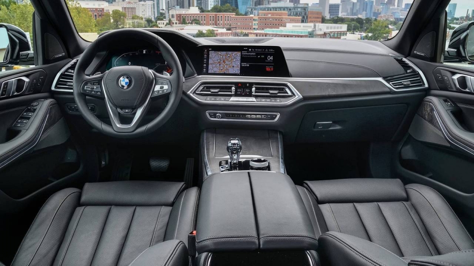 So sánh nhanh BMW X7 và X5: khác biệt không chỉ ở kích thước so sanh nhanh bmw x7 va x5 khac biet khong chi o kich thuoc