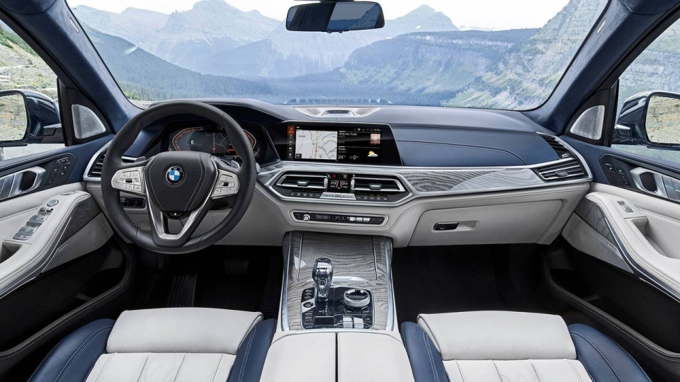 So sánh nhanh BMW X7 và X5: khác biệt không chỉ ở kích thước so sanh nhanh bmw x7 va x5 khac biet khong chi o kich thuoc