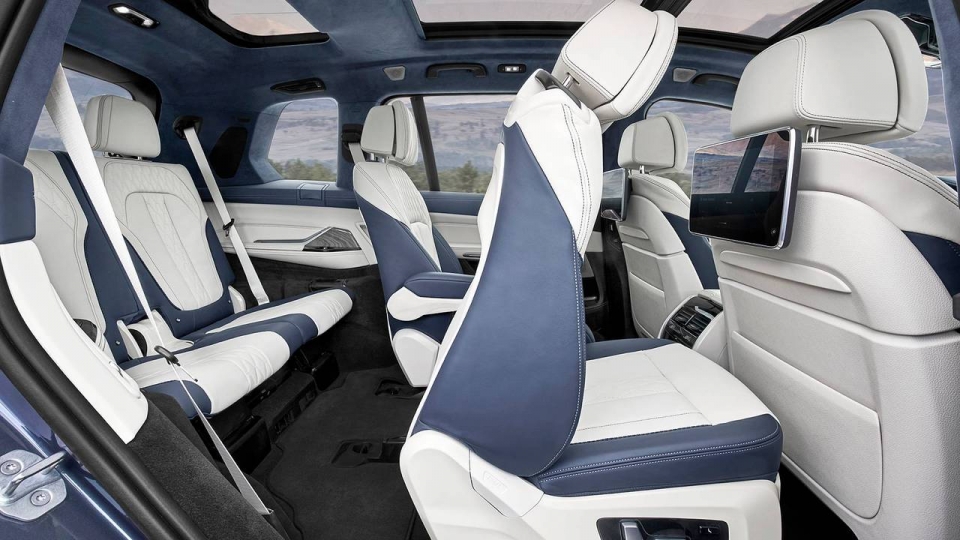 So sánh nhanh BMW X7 và X5: khác biệt không chỉ ở kích thước so sanh nhanh bmw x7 va x5 khac biet khong chi o kich thuoc