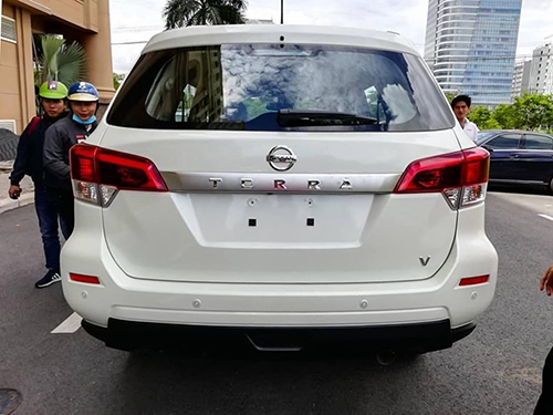 Nissan Terra bất ngờ xuất hiện trước thềm Việt Nam Motor Show 2018 nissan terra bat ngo xuat hien truoc them viet nam motor show 2018