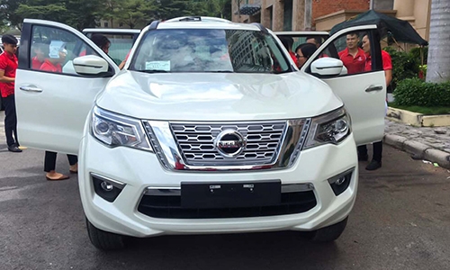Nissan Terra bất ngờ xuất hiện trước thềm Việt Nam Motor Show 2018 nissan terra bat ngo xuat hien truoc them viet nam motor show 2018