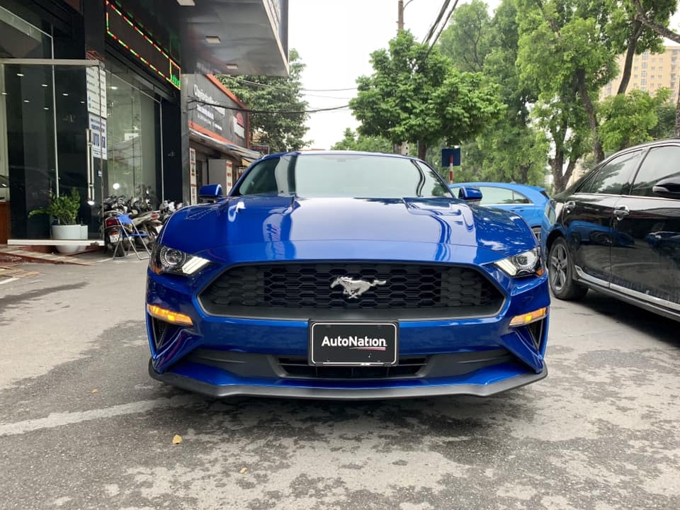 chi tiet ford mustang 23 ecoboost 2018 tai ha noi
