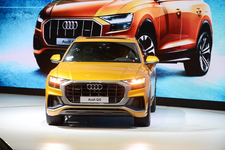 vms 2018 gian hang audi hut khach voi hai ngoi sao a7 sportback va q8