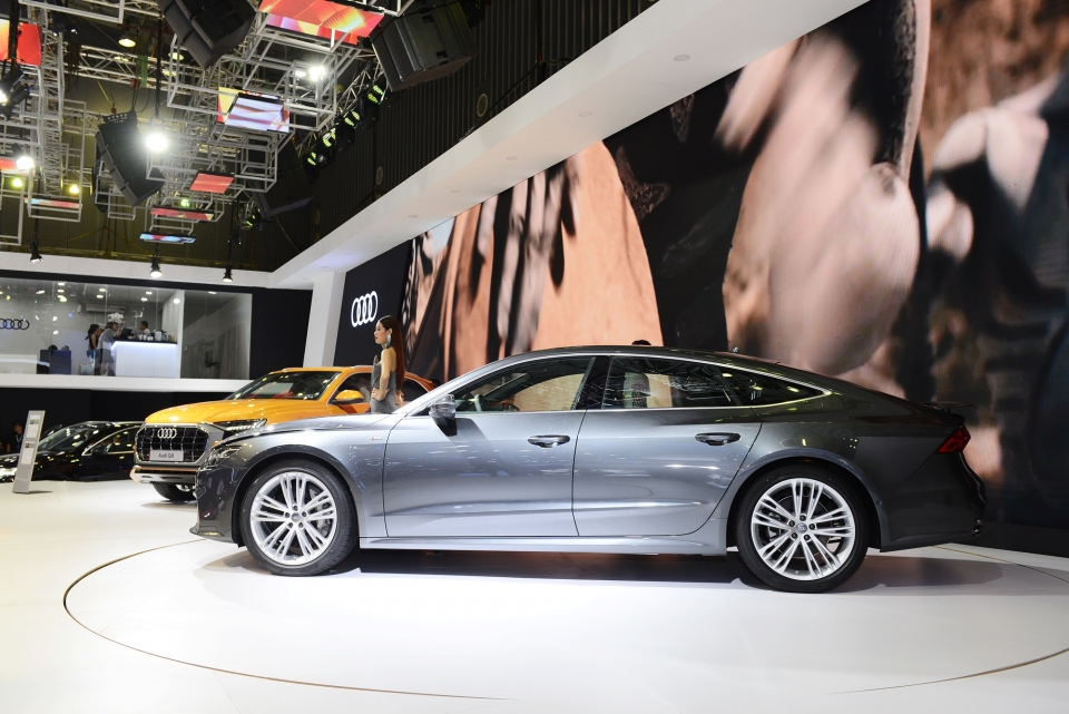 vms 2018 audi ra mat a7 sportback 2019 hap dan va day cong nghe