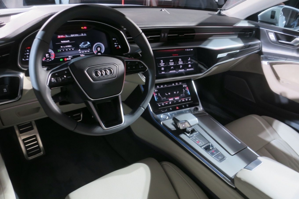 Audi ra mắt A7 Sportback 2019: Hấp dẫn và đầy công nghệ vms 2018 audi ra mat a7 sportback 2019 hap dan va day cong nghe