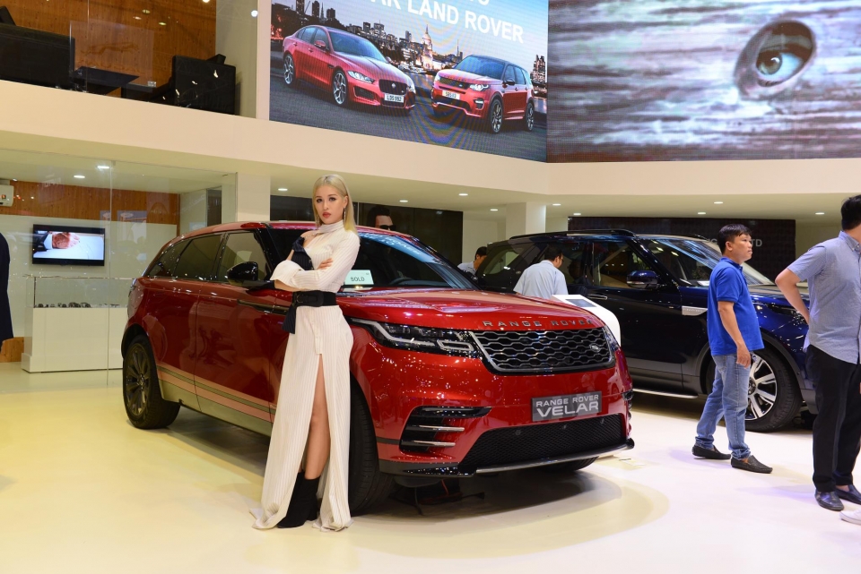 Jaguar Land Rover và không gian sang trọng, thể thao vms2018 jaguar land rover va khong gian sang trong the thao