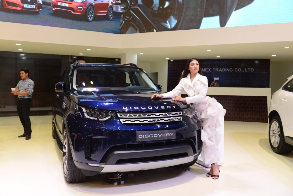 Jaguar Land Rover và không gian sang trọng, thể thao vms2018 jaguar land rover va khong gian sang trong the thao