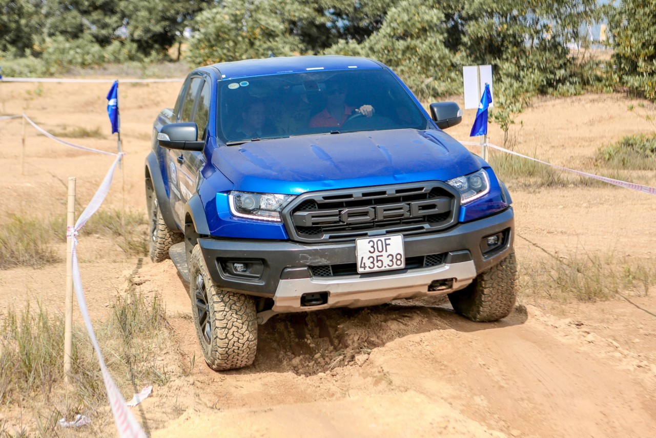 Bán tải Ford đến từ Mỹ “đại náo” giải đua xe off-road PVOIL VOC 2019 ban tai ford den tu my dai nao giai dua xe off road pvoil voc 2019