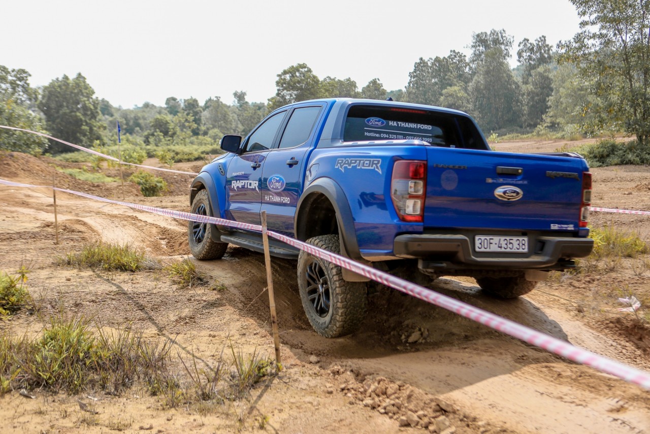 Bán tải Ford đến từ Mỹ “đại náo” giải đua xe off-road PVOIL VOC 2019 ban tai ford den tu my dai nao giai dua xe off road pvoil voc 2019