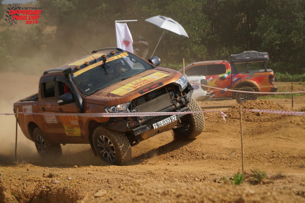Bán tải Ford đến từ Mỹ “đại náo” giải đua xe off-road PVOIL VOC 2019 ban tai ford den tu my dai nao giai dua xe off road pvoil voc 2019
