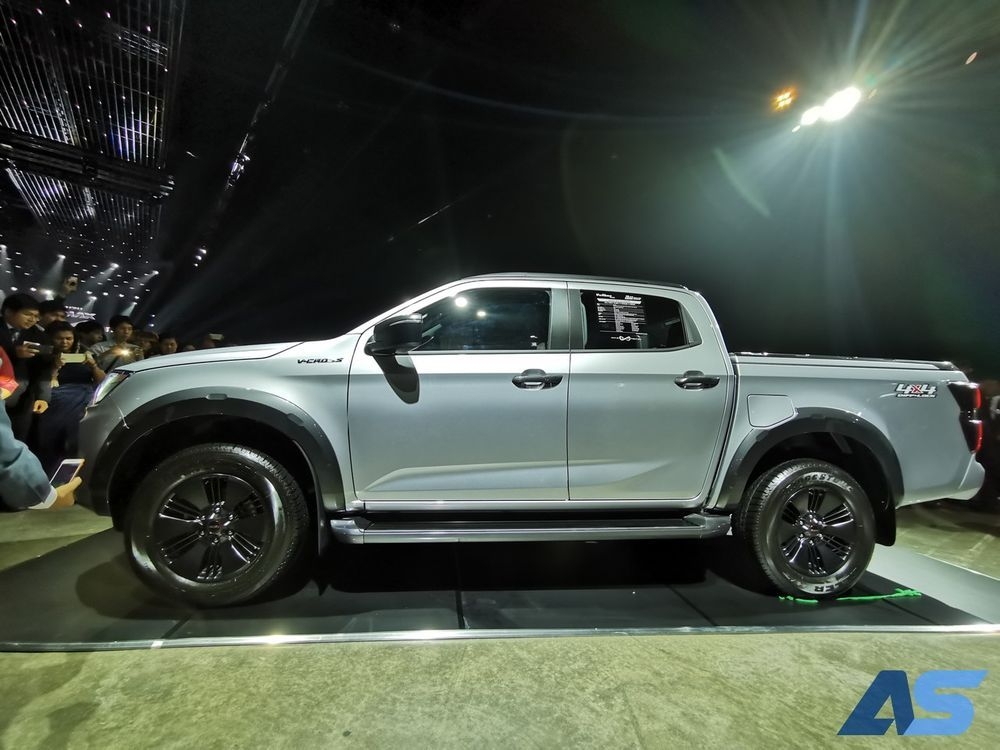 Chi tiết Isuzu D-Max 2020 giá từ 389 triệu đồng: Lột xác toàn diện! chi tiet isuzu d max 2020 gia tu 389 trieu dong lot xac toan dien