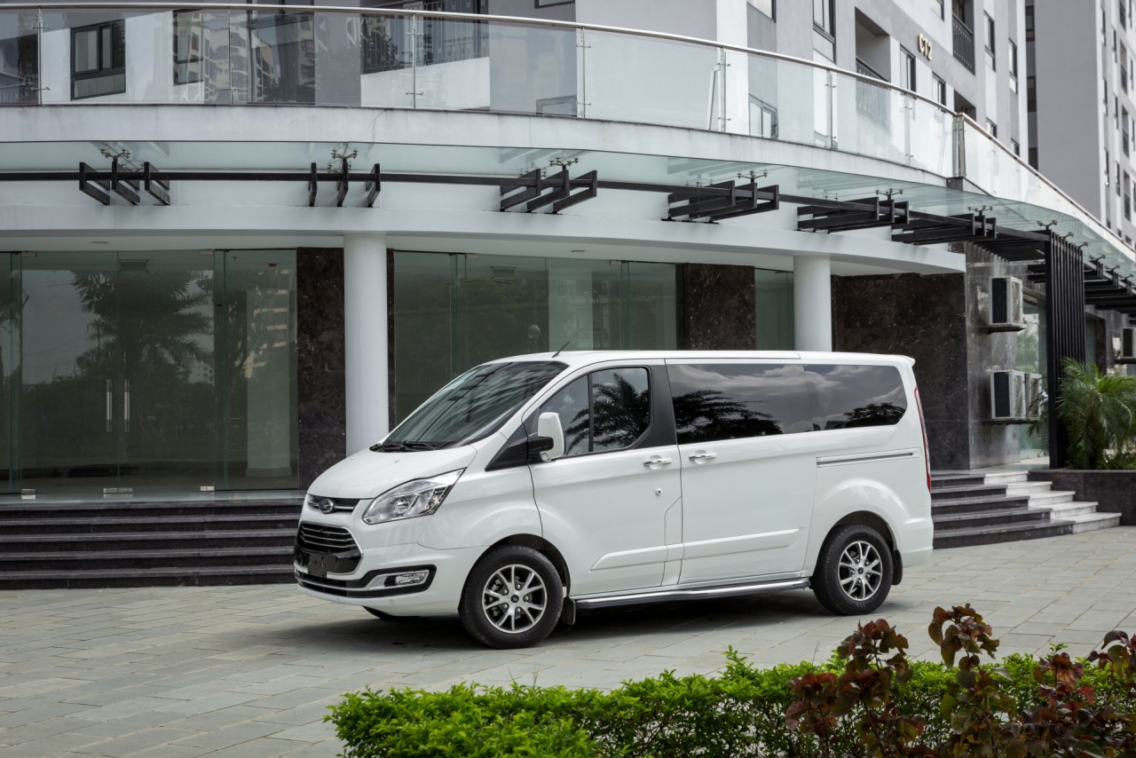 Ford Tourneo: MPV đa dụng giá tốt nhất phân khúc ford tourneo mpv da dung gia tot nhat phan khuc