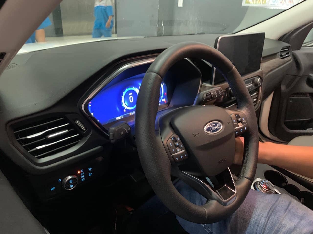 Ford Escape 2020 đã có mặt tại Việt Nam, nội thất đẹp như Audi ford escape 2020 da co mat tai viet nam noi that dep nhu audi