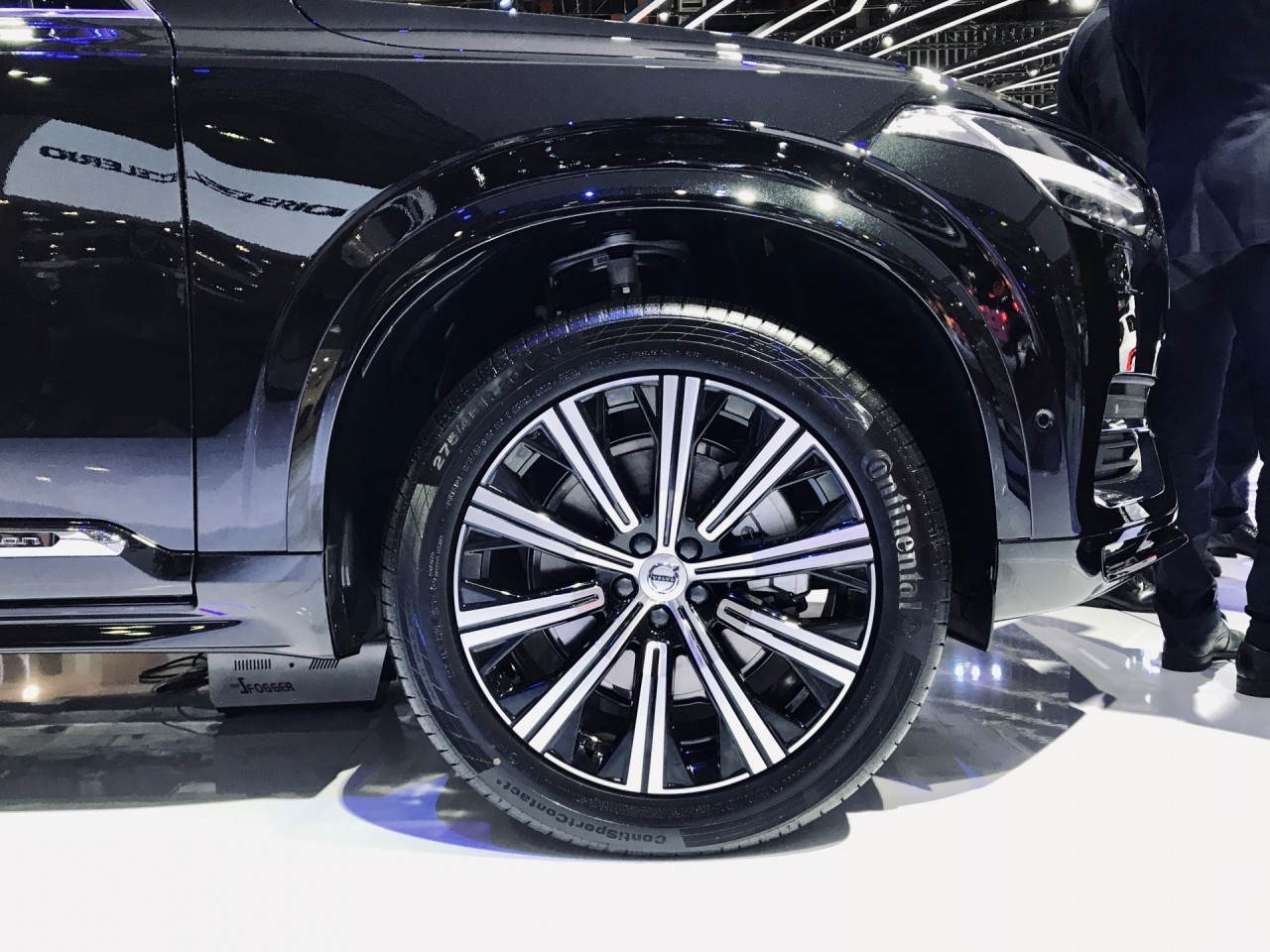 Volvo giới thiệu XC90 mới tại Vietnam Motor Show 2019 volvo gioi thieu xc90 moi tai vietnam motor show 2019