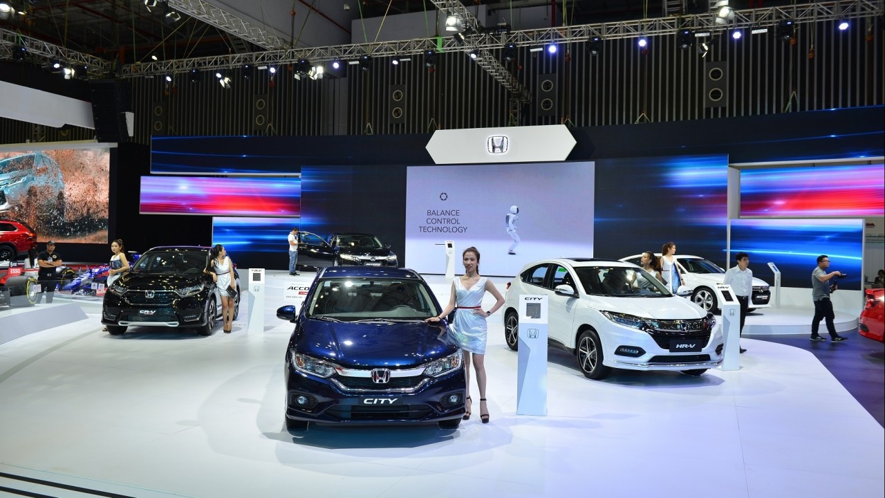 Honda mang xe đua F1 và Honda Accord hoàn toàn mới tới VMS 2019