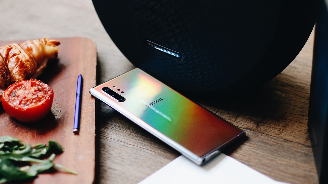 FPT Shop tặng thêm đến 5,5 triệu đồng cho khách đổi điện thoại cũ lấy Note10|10+ mới