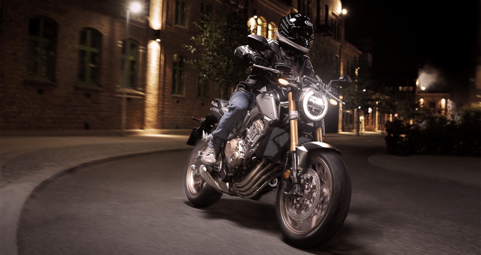Honda CB650R 2019: Thiết kế tuyệt đẹp 3 trong 1 kết hợp naked, sport và cafe racer honda cb650r 2019 thiet ke tuyet dep 3 trong 1 ket hop naked sport va cafe racer