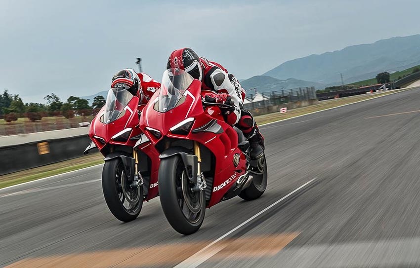 Ducati Panigale V4 R 2019: Siêu mô tô thương mại mạnh nhất của hãng xe Ý ducati panigale v4 r 2019 sieu mo to thuong mai manh nhat cua hang xe y