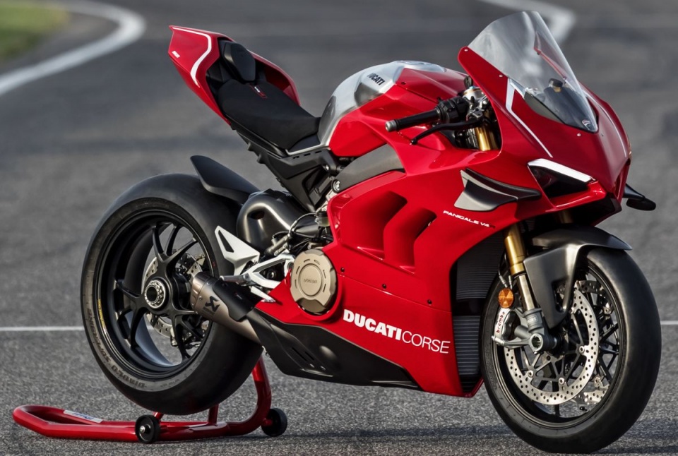 Ducati Panigale V4 R 2019: Siêu mô tô thương mại mạnh nhất của hãng xe Ý ducati panigale v4 r 2019 sieu mo to thuong mai manh nhat cua hang xe y