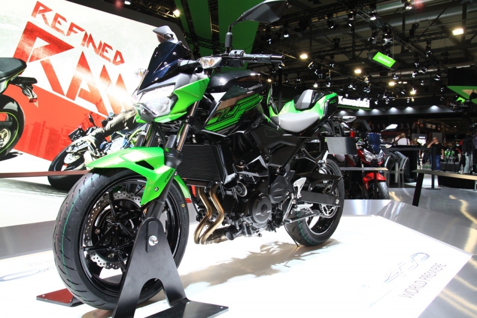 Kawasaki Z400 hoàn toàn mới ra mắt, đe doạ các đối thủ kawasaki z400 hoan toan moi ra mat de doa cac doi thu