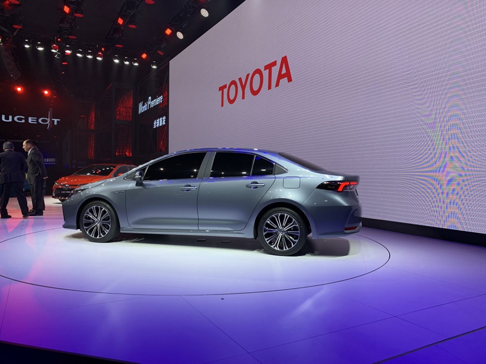 toyota corolla altis 2019 ban sedan ra mat se ve viet nam nam sau