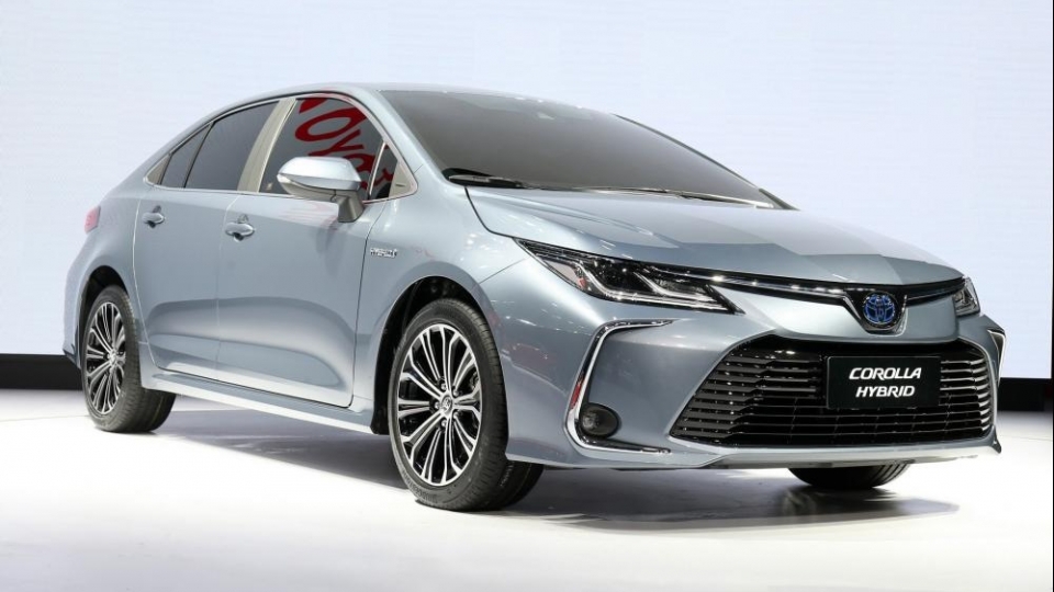 Toyota Corolla Altis 2019 bản sedan ra mắt, sẽ về Việt Nam năm sau