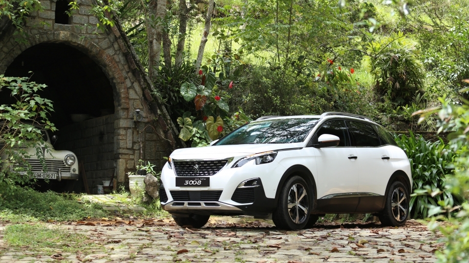 Peugeot 3008 và Peugeot 5008 kích cầu dịp cuối năm