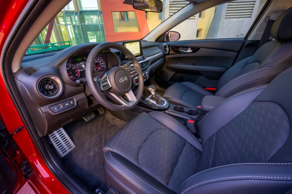 Kia Cerato 2019 ra mắt tại Malaysia, sắp có mặt tại Việt Nam kia cerato 2019 ra mat tai malaysia sap co mat tai viet nam