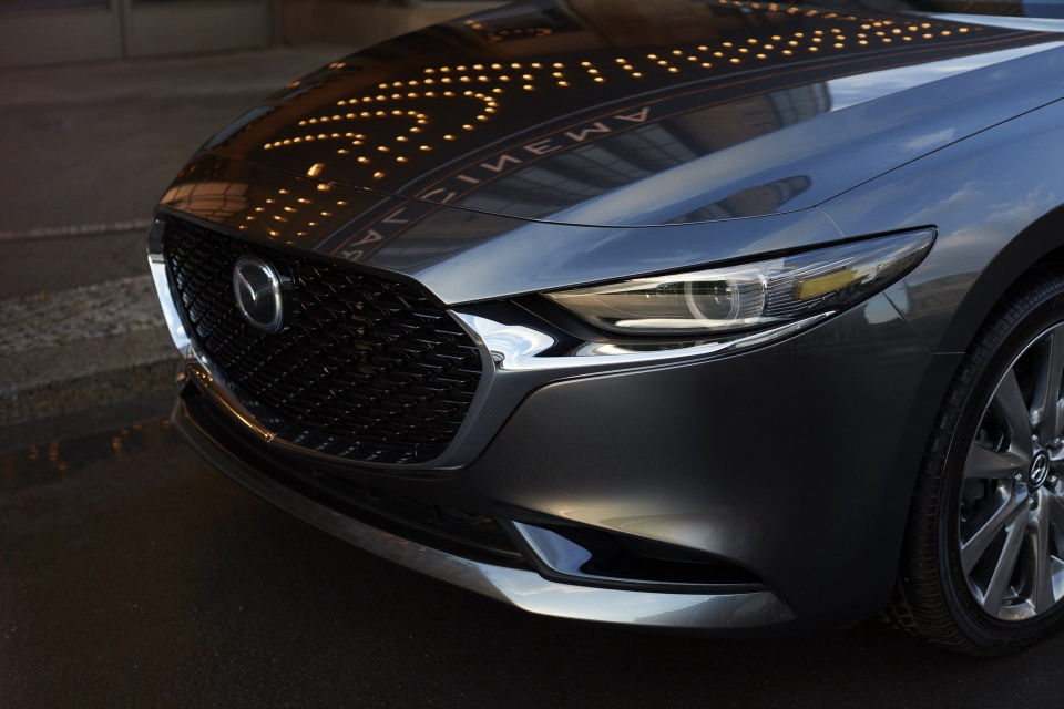 Mazda 3 2019 ra mắt với thiết kế mê hoặc cùng động cơ SkyActiv-X mazda 3 2019 ra mat voi thiet ke me hoac cung dong co skyactiv x