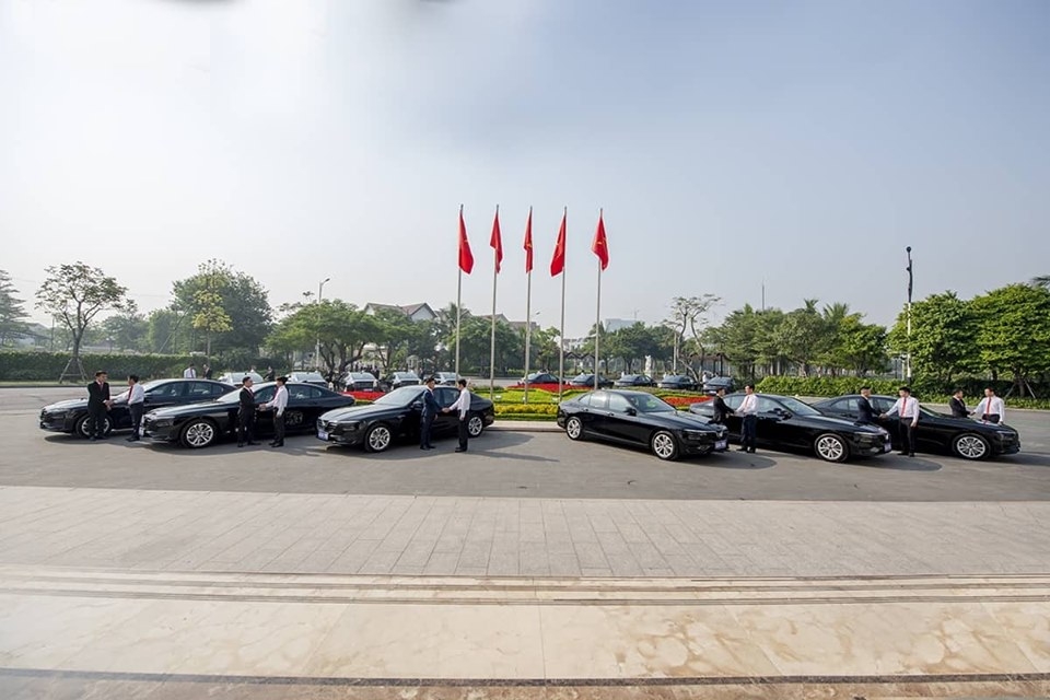 Vinfast tài trợ gần 400 xe phục vụ chuyên chở cho hội nghị ASEAN 2020 vinfast tai tro 400 xe phuc vu chuyen cho cho hoi nghi asean 2020