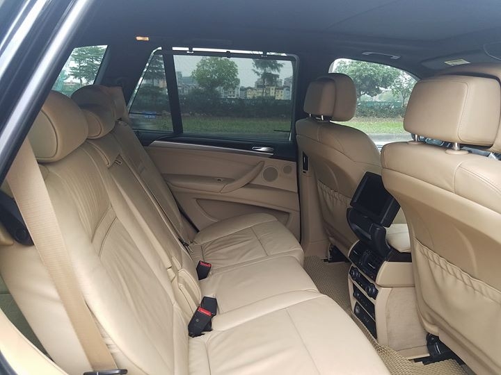 SUV sang BMW X5 cũ giá còn dưới 400 triệu: Món hời hay quả tạ? suv sang bmw x5 cu gia con duoi 400 trieu mon hoi hay qua ta