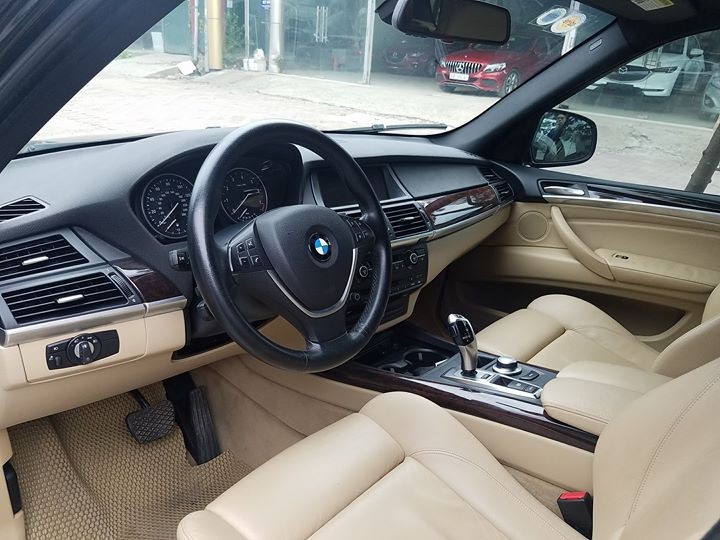 SUV sang BMW X5 cũ giá còn dưới 400 triệu: Món hời hay quả tạ? suv sang bmw x5 cu gia con duoi 400 trieu mon hoi hay qua ta