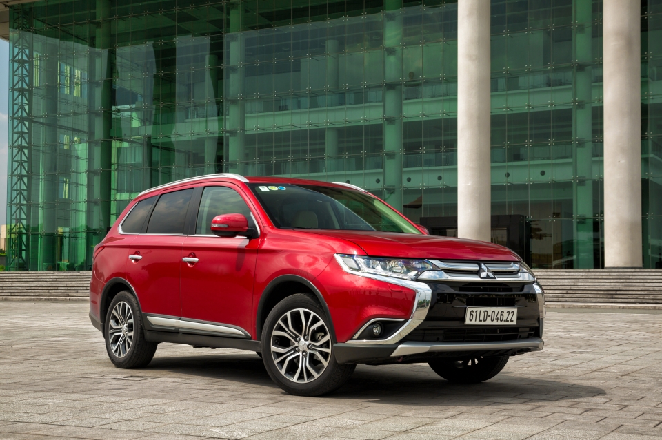 Mitsubishi Outlander và câu chuyện về nghệ thuật tĩnh lặng mitsubishi outlander va cau chuyen ve nghe thuat tinh lang