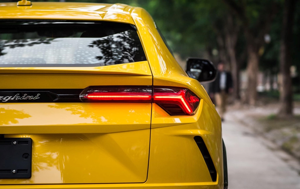 lamborghini tang truong than ky trong nam 2018 nho urus