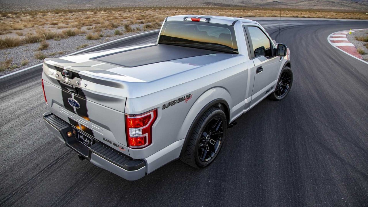 Ford F-150 Super Snake Sport: Bán tải mạnh hơn cả siêu xe với 770 mã lực ford f 150 super snake sport ban tai manh hon ca sieu xe voi 770 ma luc