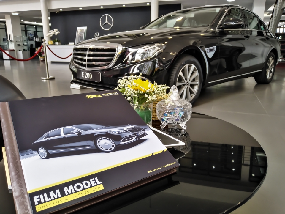 Hợp tác chiến lược phim cách nhiệt XPEL - Mercedes-Benz Haxaco hop tac chien luoc phim cach nhiet xpel mercedes benz haxaco