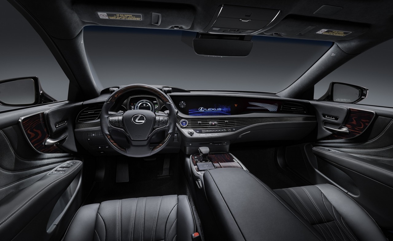 lexus viet nam gioi thieu es va ls phien ban moi