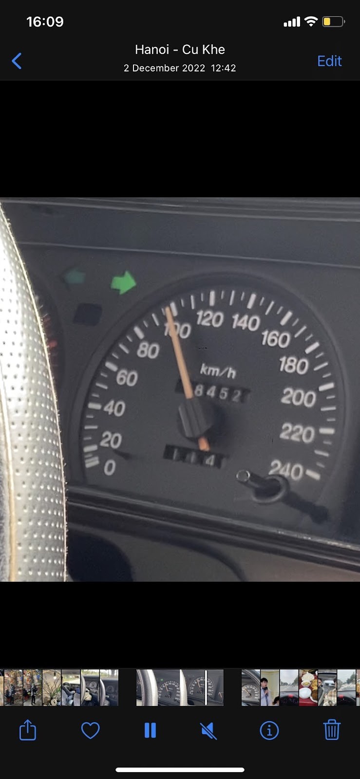 Chuyện tìm mua "anh" Toyota Crown 30 năm tuổi Chuyện tìm mua "anh" Toyota Crown 30 năm tuổi