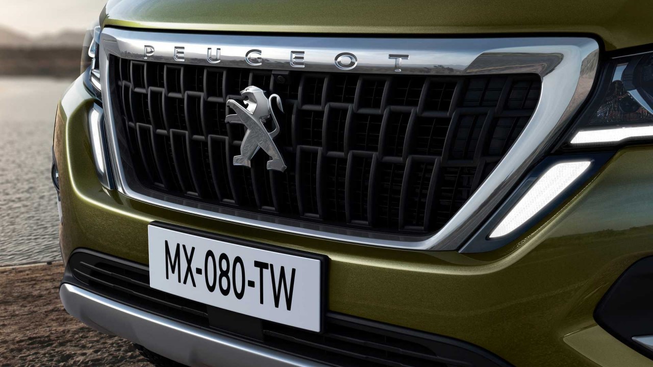 dua tren xe trung quoc ban tai peugeot landtrek lan dau tien xuat hien