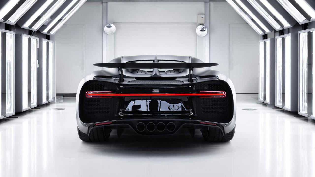 sieu pham bugatti chiron thu 250 tren toan the gioi trinh lang