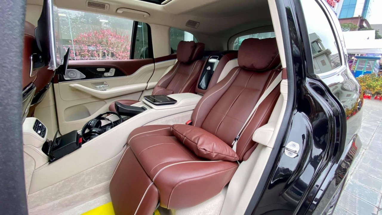 undefined SUV siêu sang Mercedes-Maybach GLS600 giá 17 tỷ đầu tiên Việt Nam