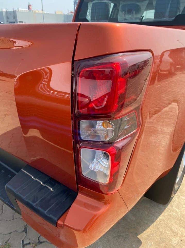 Bán tải Isuzu D Max 2021 về nước, chờ ngày ra mắt