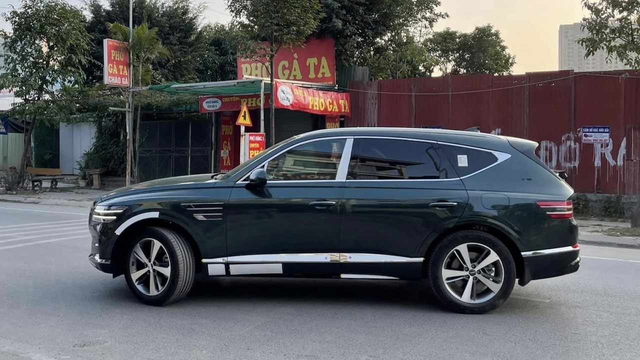 Genesis GV80 2021 có mặt tại showroom Hyundai chính hãng ở Hà Nội