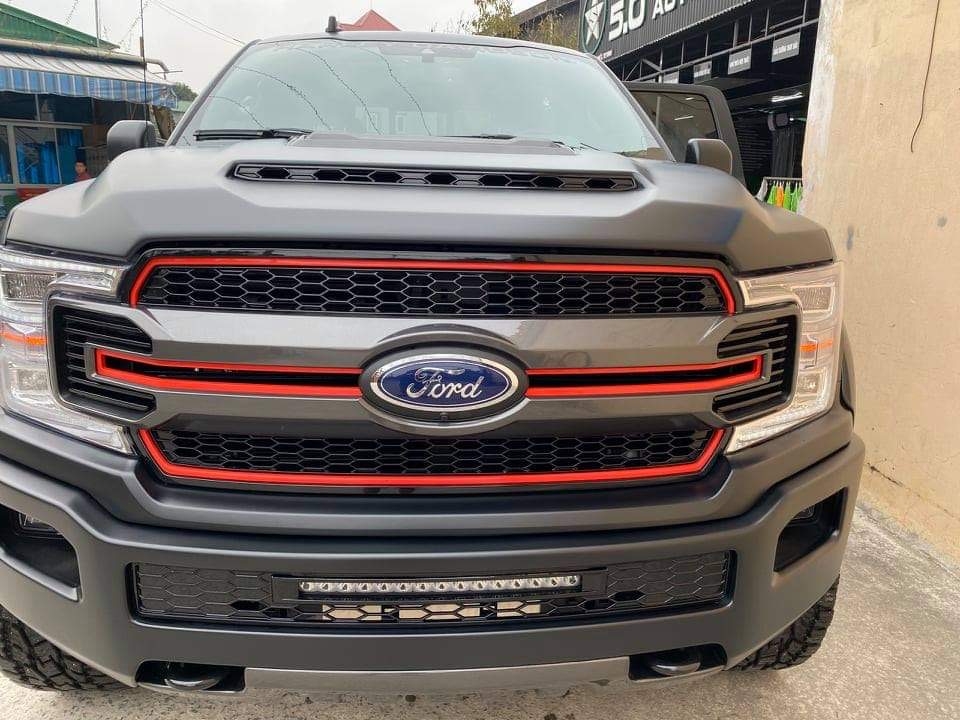 Đại gia xứ Nghệ chi 7 tỷ mua Ford F150 phiên bản Harley Davidson Đại gia xứ Nghệ chi 7 tỷ mua siêu bán tải Ford F150 phiên bản Harley Davidson