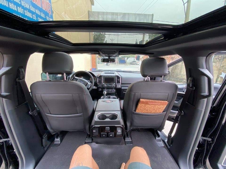 Đại gia xứ Nghệ chi 7 tỷ mua Ford F150 phiên bản Harley Davidson Đại gia xứ Nghệ chi 7 tỷ mua siêu bán tải Ford F150 phiên bản Harley Davidson